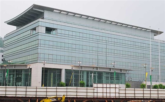 佛山專業(yè)玻璃幕墻公司