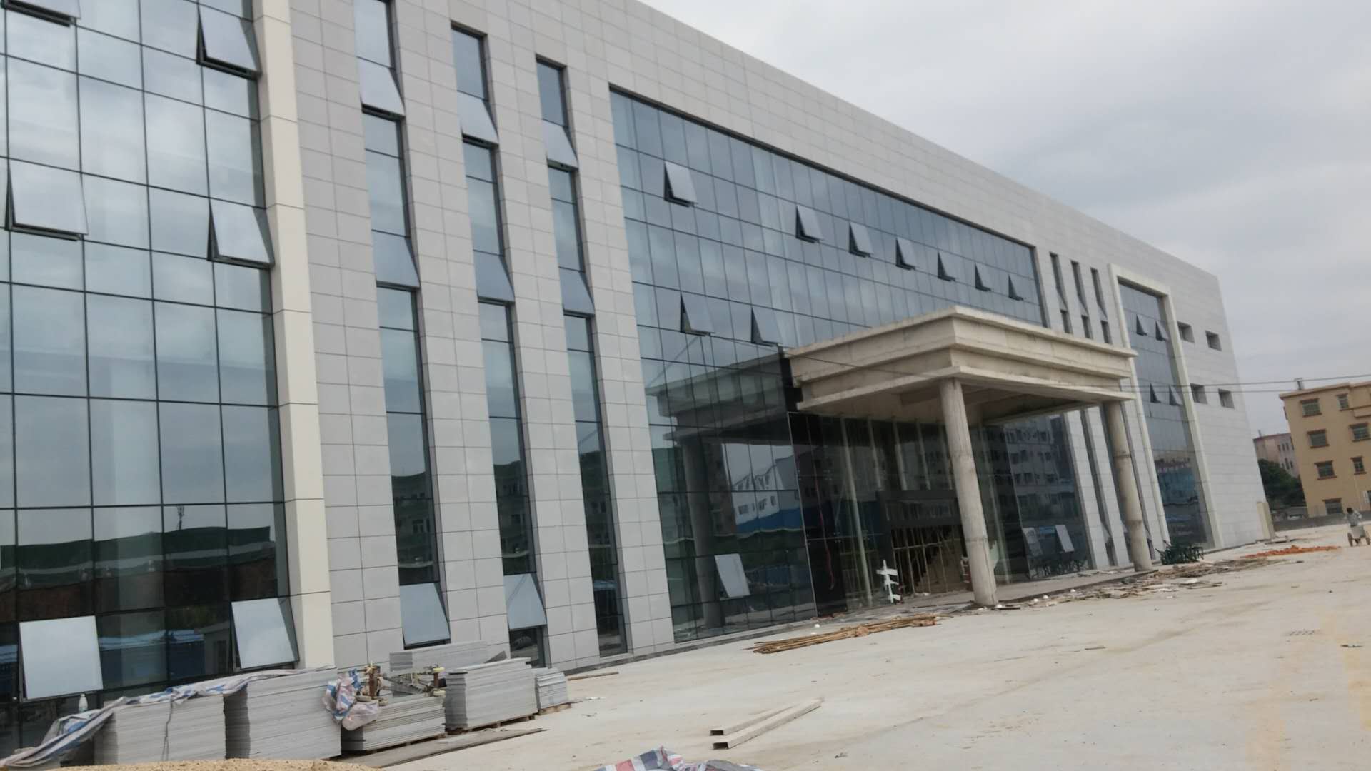 寫字樓玻璃幕墻 寫字樓玻璃幕墻