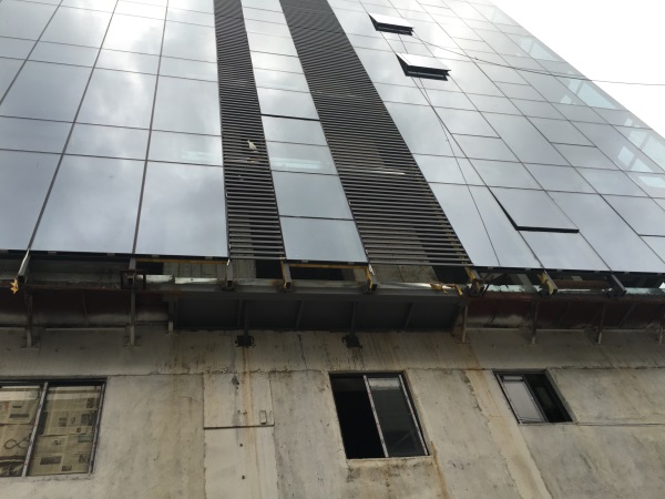 鋼結構玻璃幕墻施工方案，中東誠心為您專解！