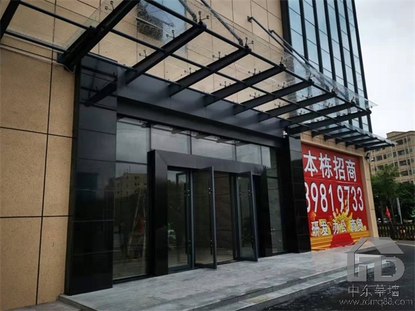 弧形玻璃幕墻施工工法，中東幕墻誠心分享！