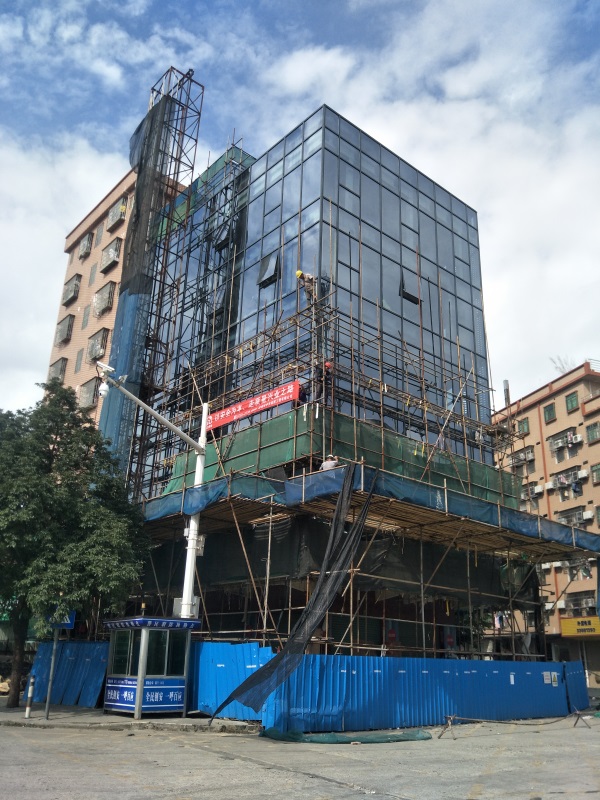 深圳玻璃幕墻施工公司 深圳玻璃幕墻施工公司