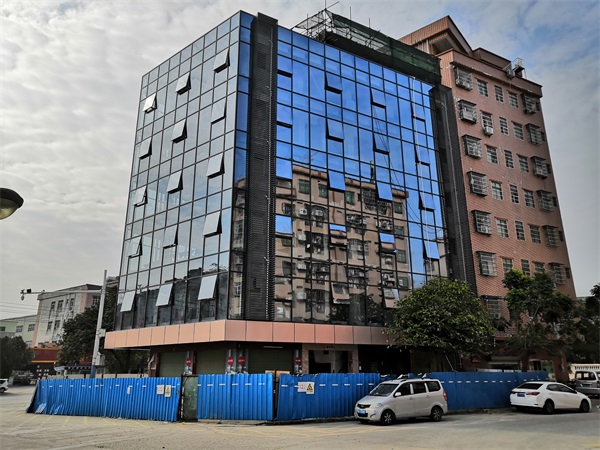 深圳玻璃幕墻施工公司 深圳玻璃幕墻施工公司