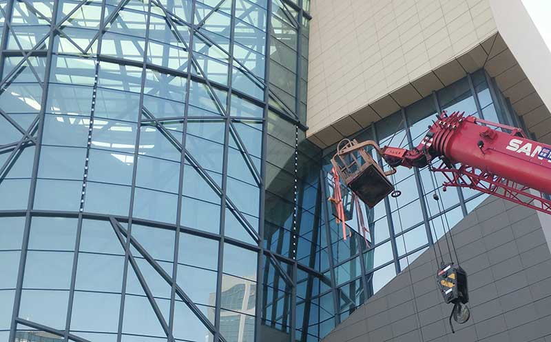 玻璃幕墻更換維修